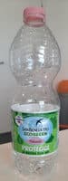 Acqua naturale