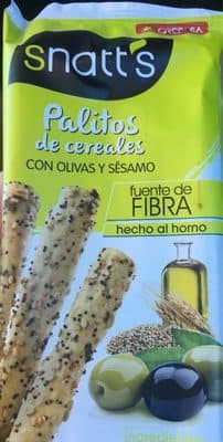 Palitos de cereales con olivas y sésamo