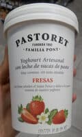 Yogur artesanal cremoso con fresas sin gluten
