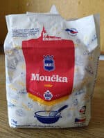 Cukr moučka