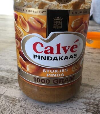 Calvé Pindakaas met stukjes pinda