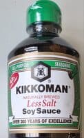 KIKKOMAN Natürlich Gebraute Salzreduzierte Sojasauce 975ml 6,99 € Inhalt: 0,975 Liter 7,17 € / Liter