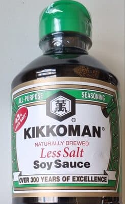 KIKKOMAN Natürlich Gebraute Salzreduzierte Sojasauce 975ml 6,99 € Inhalt: 0,975 Liter 7,17 € / Liter