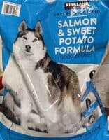 Salmon & sweet potato formula food for dogs