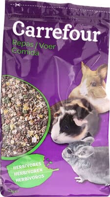 Rongeurs herbivores Avec un mélange de céréales Avec des légumes