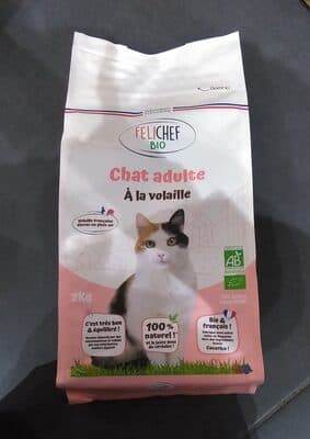 Croquettes chat adulte à la volaille