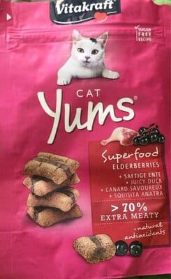 Cat yums