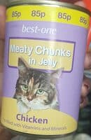 Meat chunks in jelly