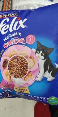 Felix  Megamix gatitos