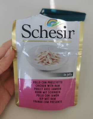 Schesir - Poulet avec jambon en gelée