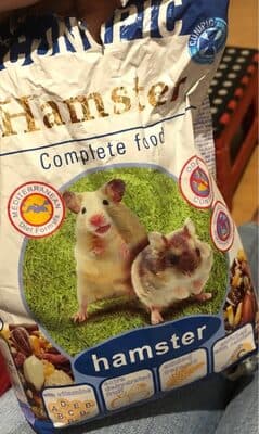 Alimento para hamster complete food
