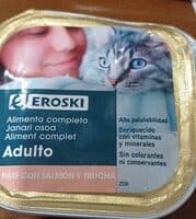 Alimento de gatos, paté con salmón y trucha