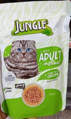 Adult instinct chunks with Chicken in gravy