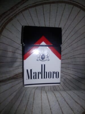 Marlboro Black