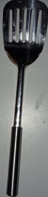 Pan turner