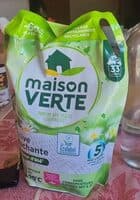 Lessive détachante fraîcheur d'été