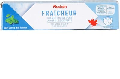 Crème fixative pour appareils dentaires