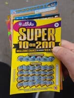 Super 10 ou 200