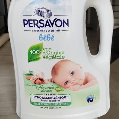 Lessive hypoallergénique Peaux Sensibles Bébé à l'extrait d'amande douce