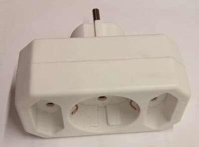 Adapterstecker Eurostecker 2 + Schutzkontakt 1