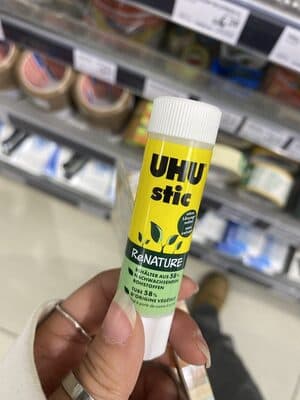 UHU stic