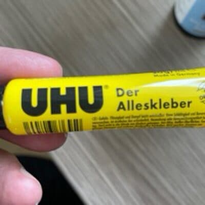 Uhu