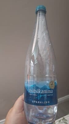 Sparkling natural spring water