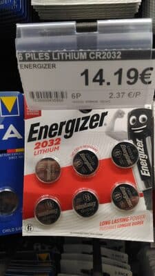 6 piles lithium CR2032