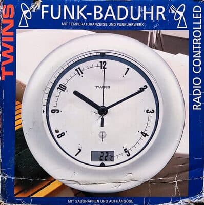 Funk-Baduhr mit Temperaturanzeige