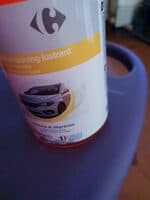Schampoing lustrant pour voiture