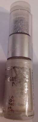 Glitter nails