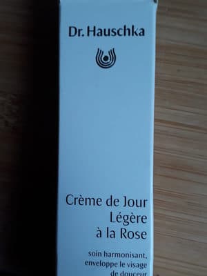 crème de jour légère à la rose