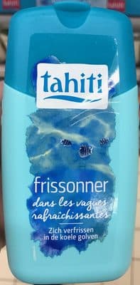 Frissonner dans les vagues rafraîchissantes