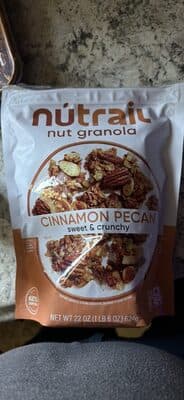 nut granola cinnamon pecan