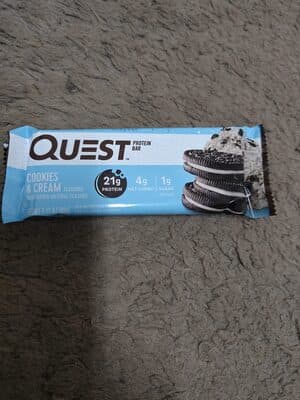Cookies & Cream Protein Bar