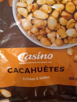 Cacahuètes grillées et salées