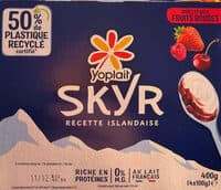 Skyr sur lit auw fruits rouges