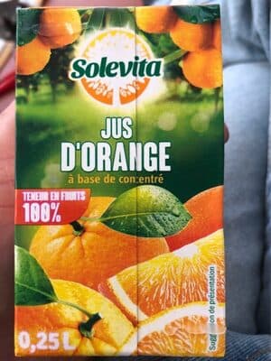 Jus d'orange à base de concentré