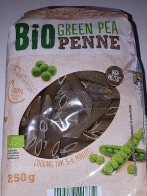 Green pea penne
