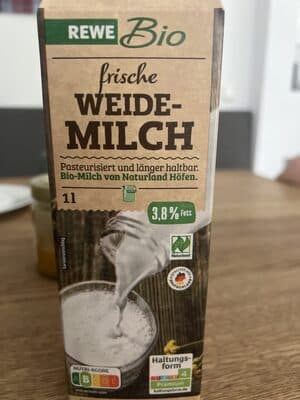 frische Weidemilch