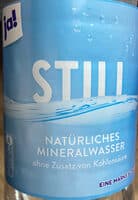Natürliches Mineralwasser still