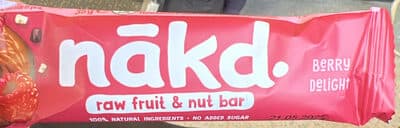 nākd raw fruit & nut bar