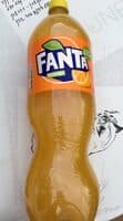 Boisson rafraîchissante au jus d'orange avec sucre et édulcorants