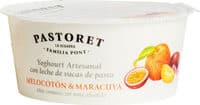 Yogur artesanal cremoso con melocotón y maracuyá sin gluten
