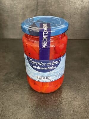 Pimientos en tiras condimentados