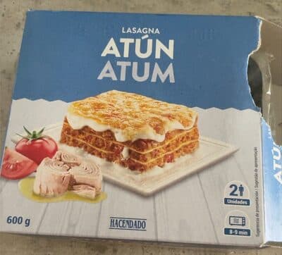 Lasaña de atún congelada