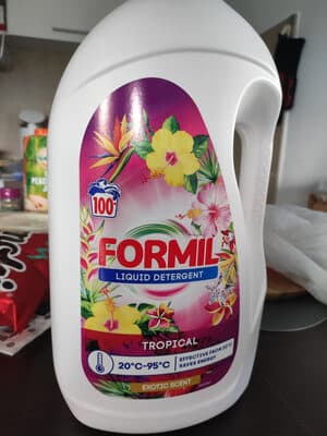 Formil liquid detergent