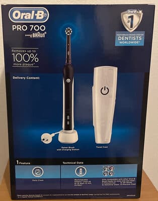 Oral-B Pro 700 Electric Toothbrush - Black